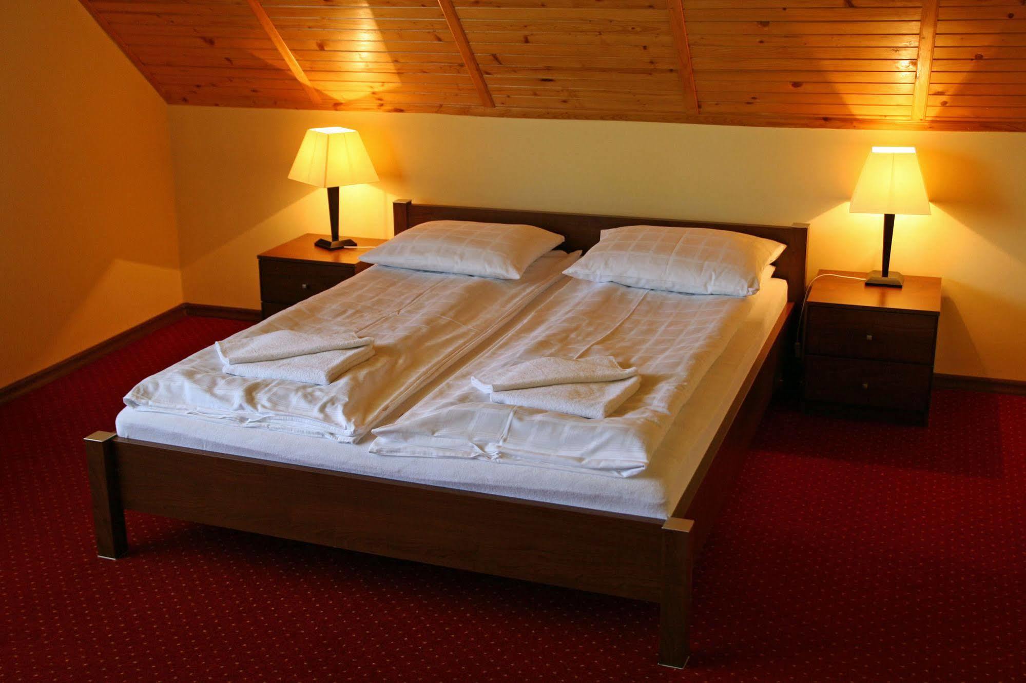 Hotel Mazury Giżycko Buitenkant foto